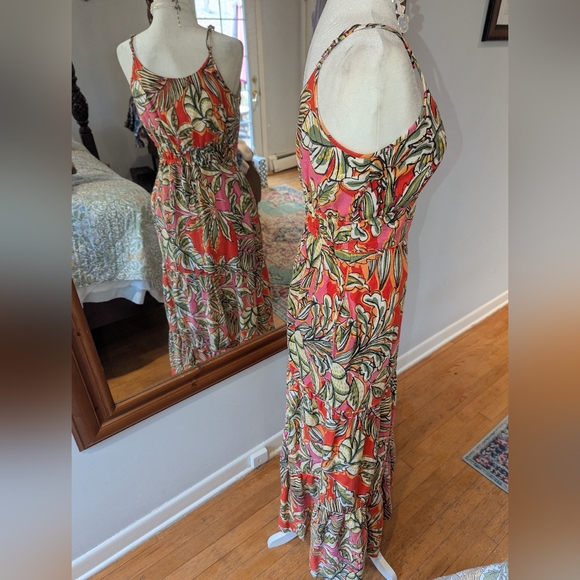 Linen Blend C&C California Coral Tropical Leaf Spaghetti-Strap Maxi Dress - Picture 5 of 8